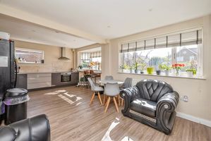 Photo 24- click for photo gallery